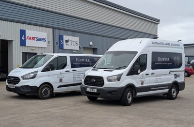 Custom Vehicle Graphics Photo